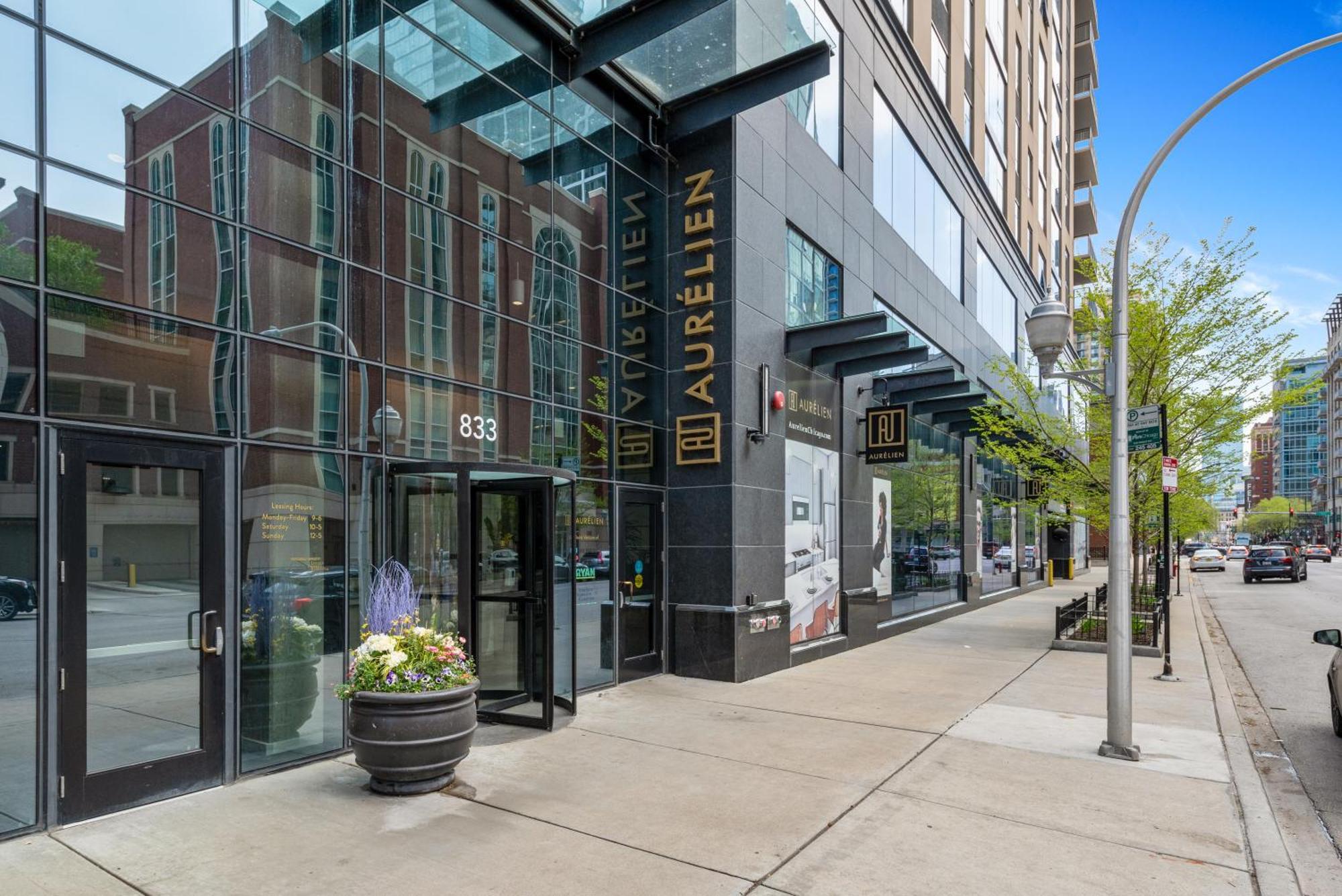 Aurelien Spacious Apartments In The Heart Of Gold Coast 시카고 외부 사진