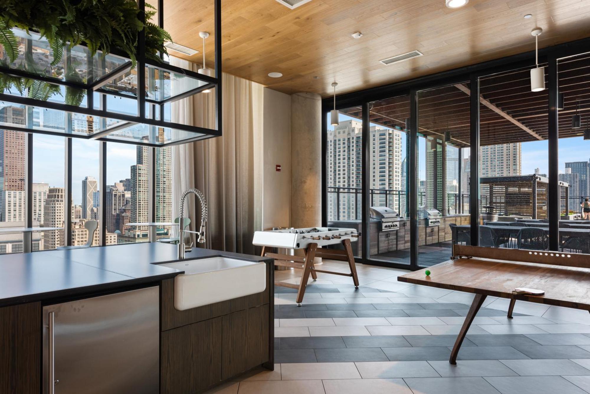 Aurelien Spacious Apartments In The Heart Of Gold Coast 시카고 외부 사진