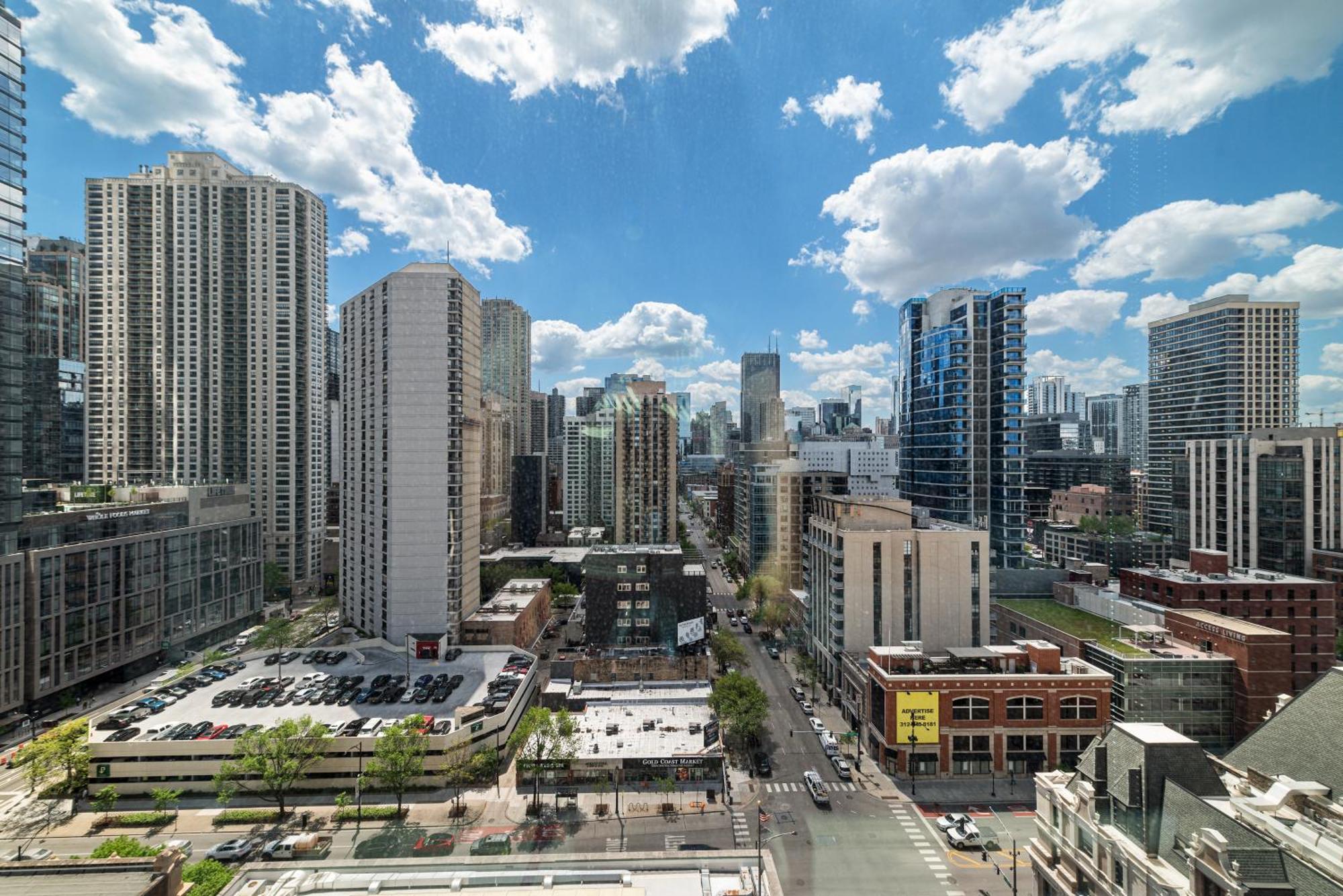 Aurelien Spacious Apartments In The Heart Of Gold Coast 시카고 외부 사진